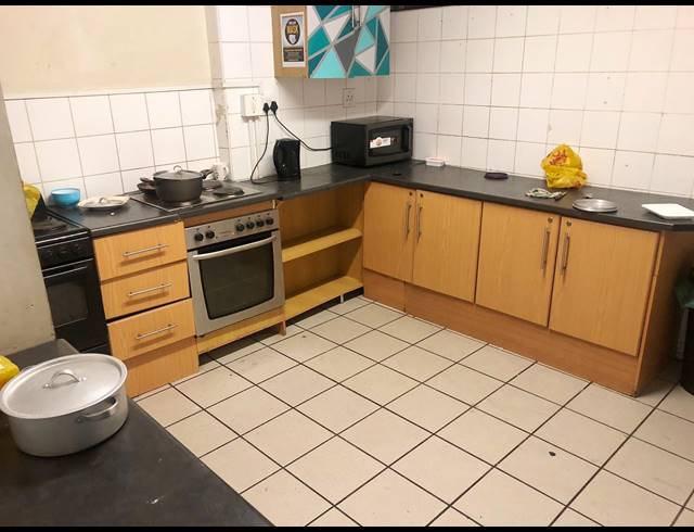 350M² APARTMENT BLOCK FOR SALE IN GQEBERHA CENTRAL